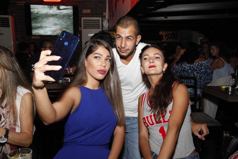 80's Night at Bar35-Selfies Taken by Huawei nova 3i