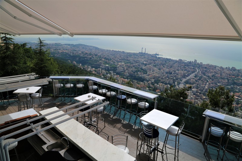 The Terrace - Bay Lodge on Sunday