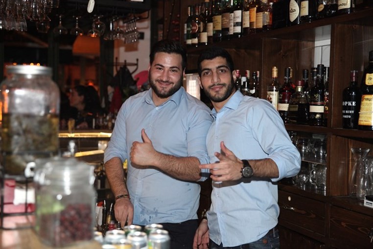 BistroBar Live Dbayeh on Saturday Night