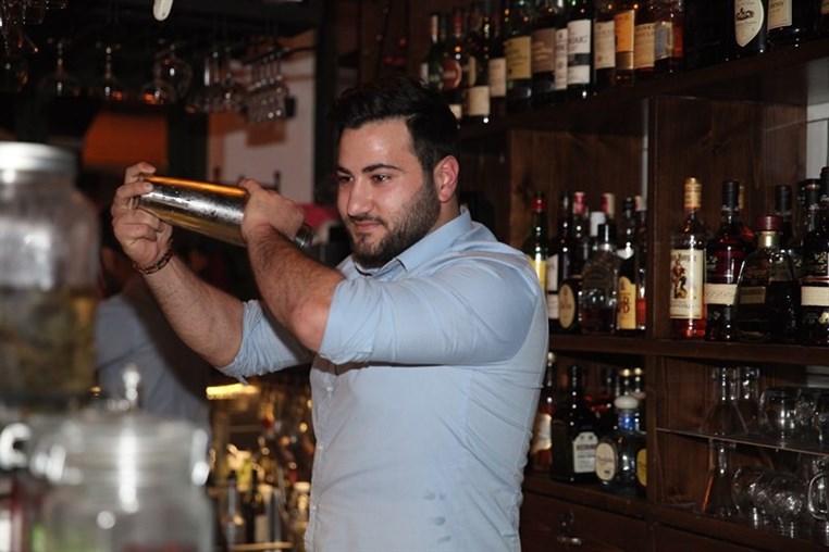 BistroBar Live Dbayeh on Saturday Night