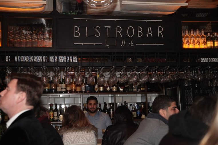 BistroBar Live Dbayeh on Saturday Night