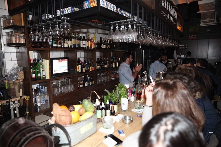 BistroBar Live Dbayeh on Saturday Night