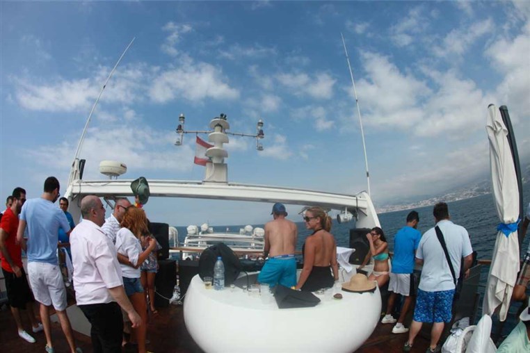 Summer Cloud 961 Boat Part 1