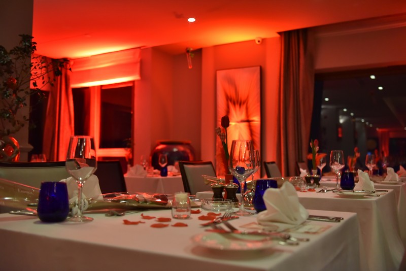 Valentine's Night at Signatures Restaurant & lounge