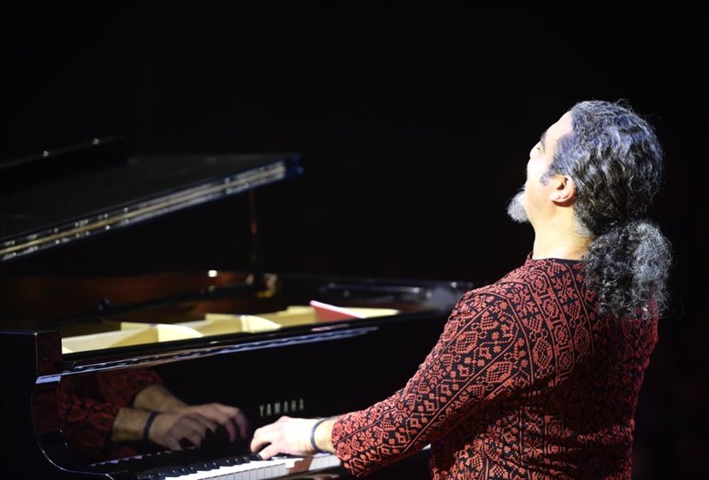 Aleph and his orchestra at Byblos Festival