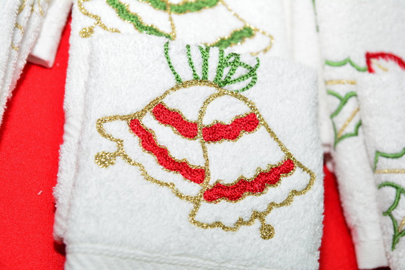La Chaine des Amis Christmas Exhibition