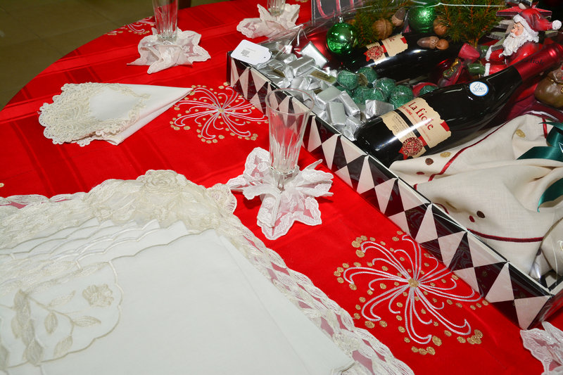 La Chaine des Amis Christmas Exhibition