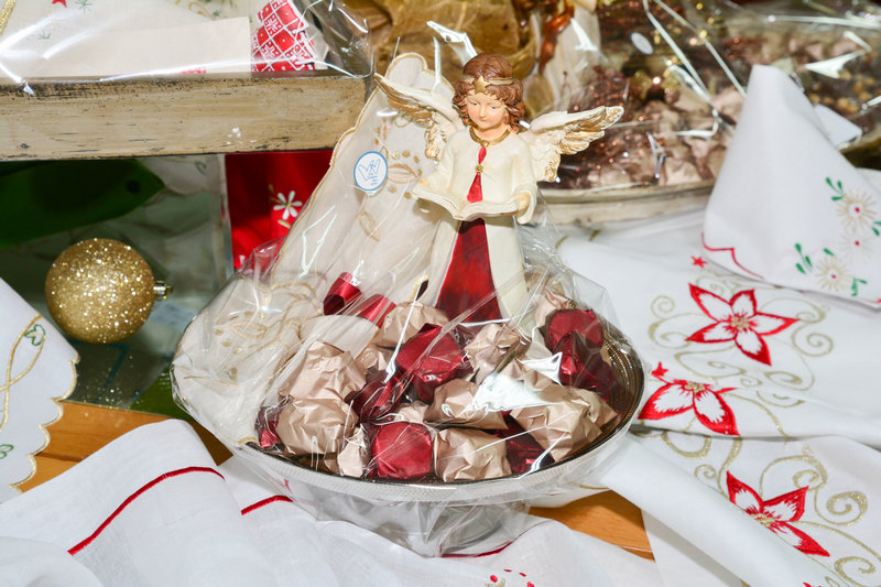 La Chaine des Amis Christmas Exhibition