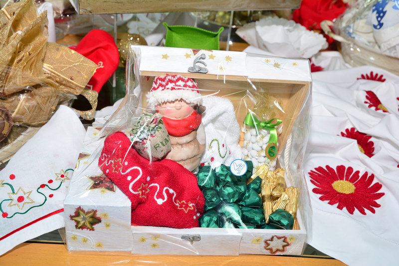 La Chaine des Amis Christmas Exhibition