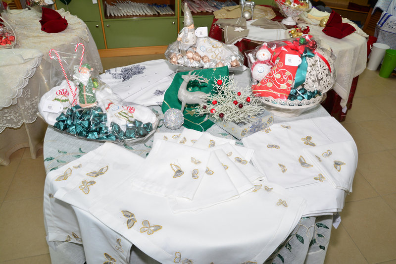 La Chaine des Amis Christmas Exhibition
