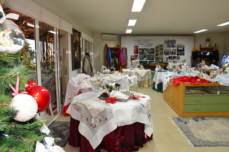 La Chaine des Amis Christmas Exhibition