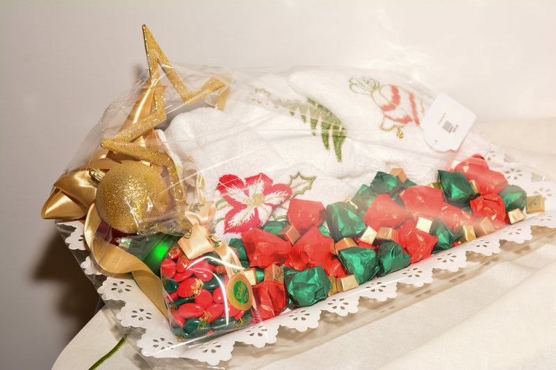 La Chaine des Amis Christmas Exhibition