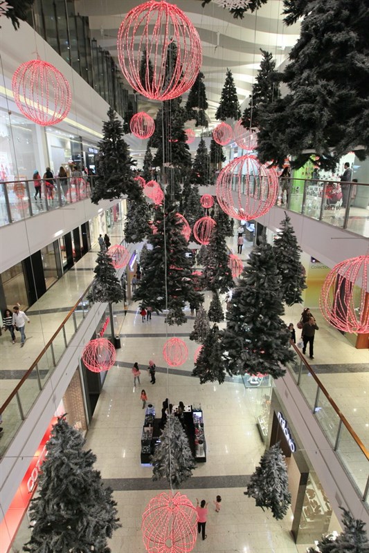 City Centre Beirut Lights up Christmas Tree