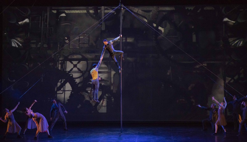 Cirkopolis by Cirque Eloize at Beiteddine