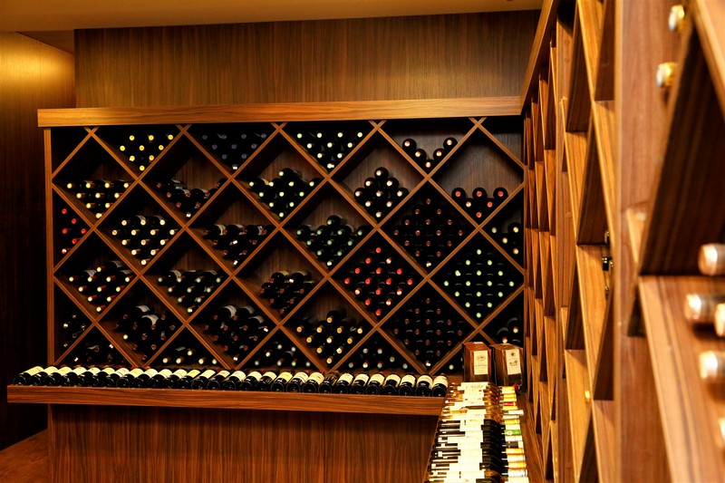 Cave a Vin-Wine tasting