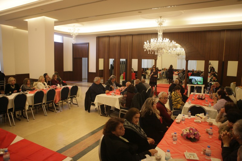 Christmas lunch for elders at Chiyah Forum