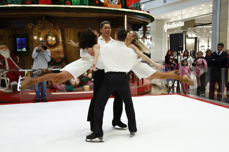 Ice Skating show at City Centre Beirut
