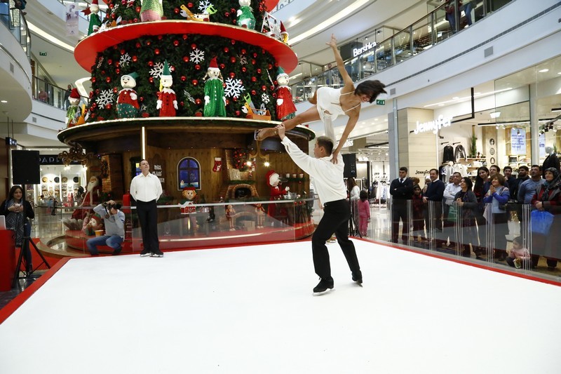 Ice Skating show at City Centre Beirut