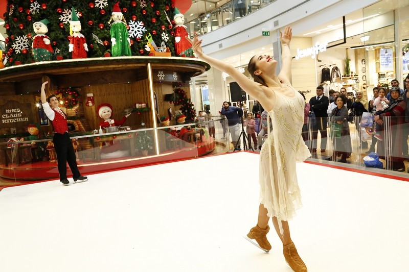 Ice Skating show at City Centre Beirut
