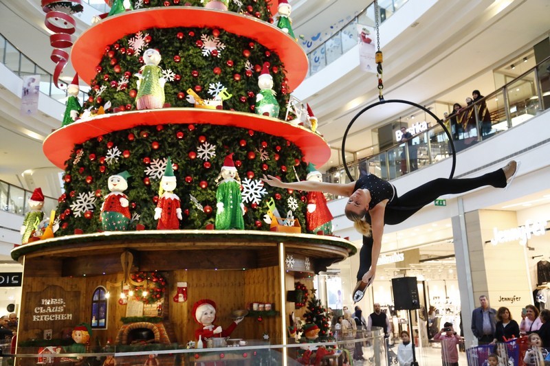 Ice Skating show at City Centre Beirut