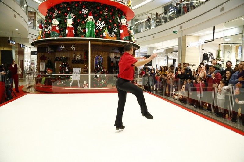 Ice Skating show at City Centre Beirut