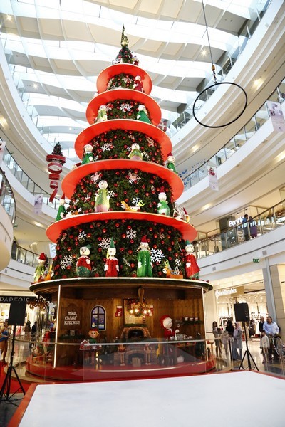 Ice Skating show at City Centre Beirut