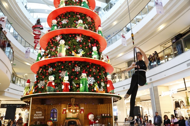 Ice Skating show at City Centre Beirut