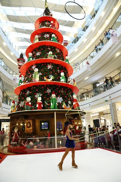 Ice Skating show at City Centre Beirut