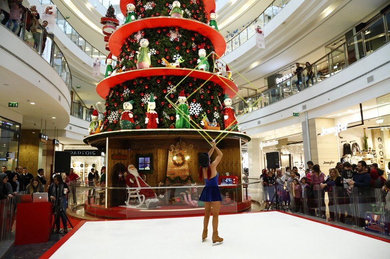 Ice Skating show at City Centre Beirut