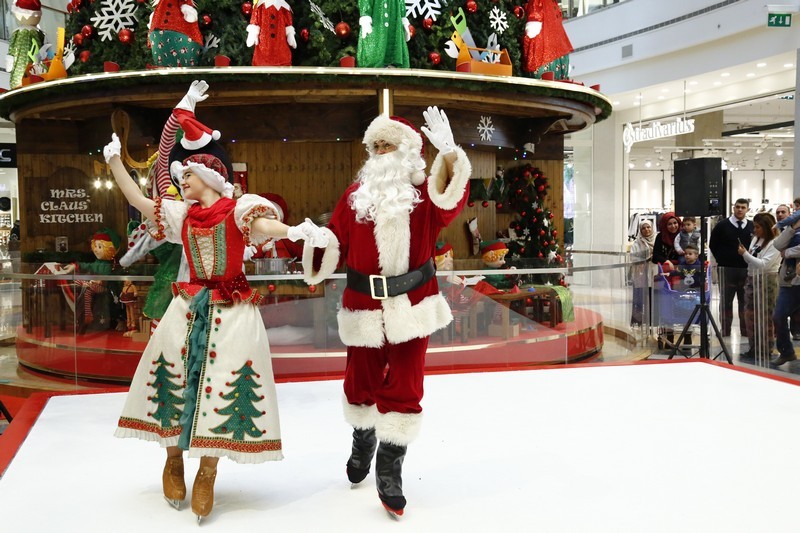 Ice Skating show at City Centre Beirut