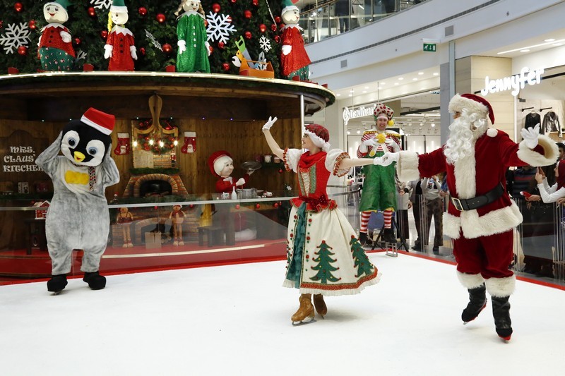 Ice Skating show at City Centre Beirut