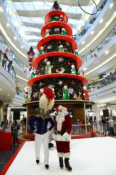 Ice Skating show at City Centre Beirut