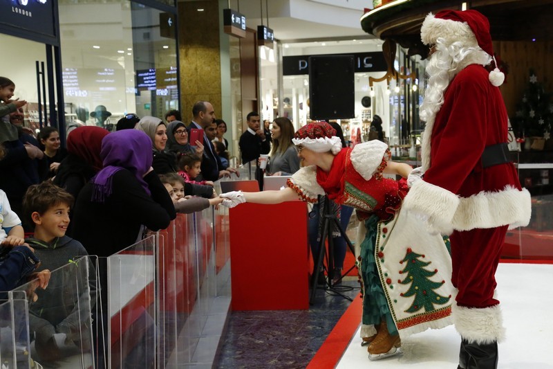 Ice Skating show at City Centre Beirut