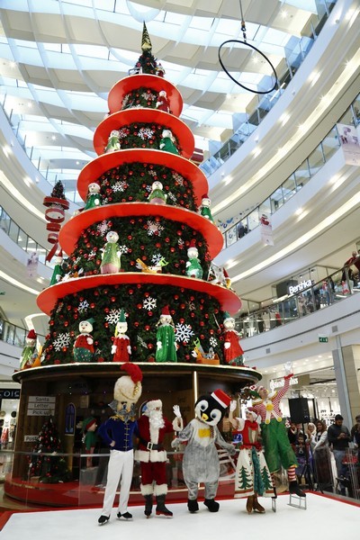 Ice Skating show at City Centre Beirut