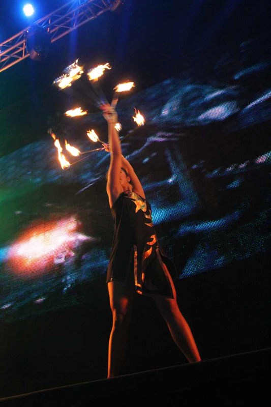 Superflying Water Show
