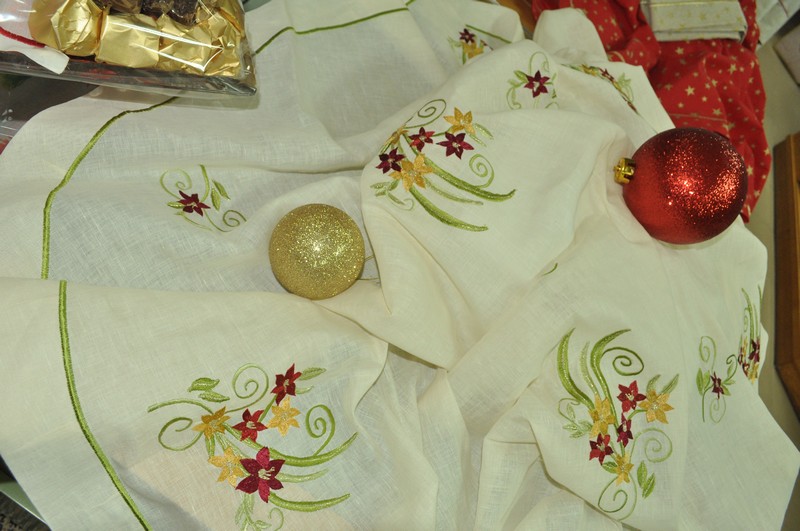 La Chaine des Amis Christmas Exhibition 