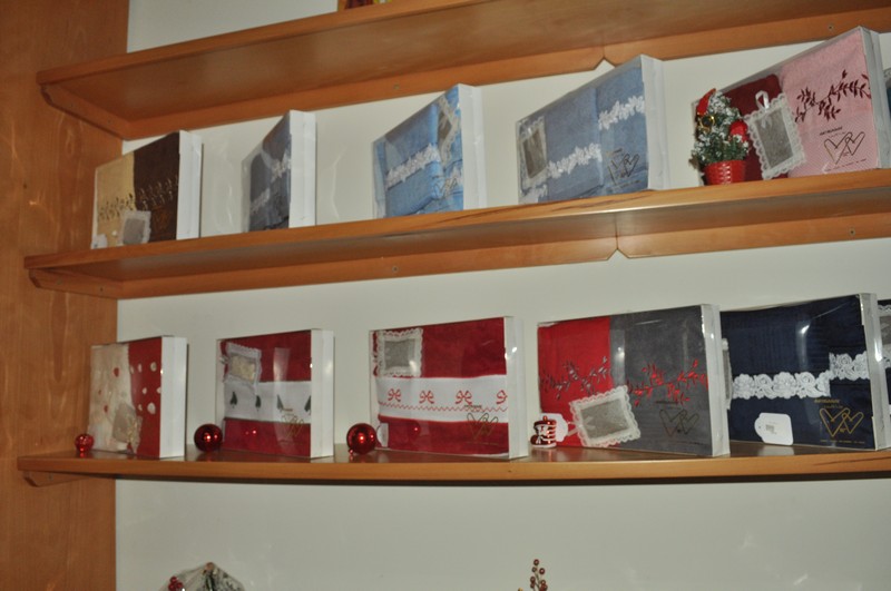 La Chaine des Amis Christmas Exhibition 