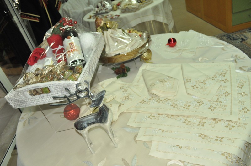 La Chaine des Amis Christmas Exhibition 