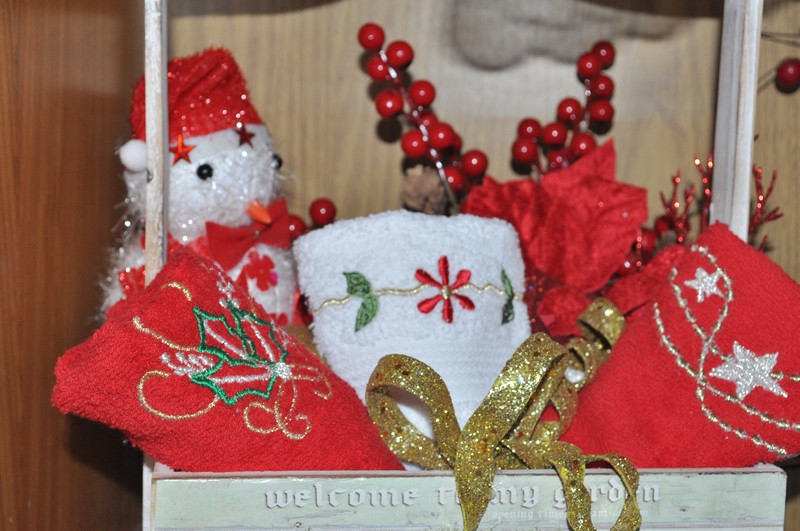 La Chaine des Amis Christmas Exhibition 