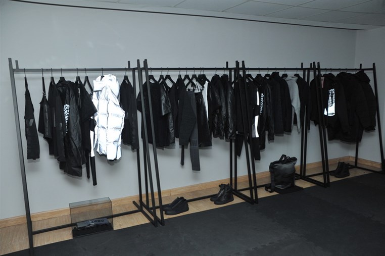  Alexander Wang x H & M Collection
