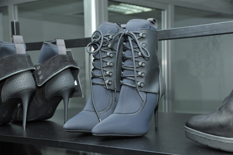  Alexander Wang x H & M Collection