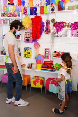 Casa del Puppet Birthday celebration