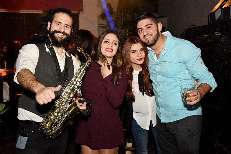 Dance to the SAXOBEAT
