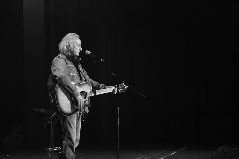 Didier Barbelivien at Casino Du Liban