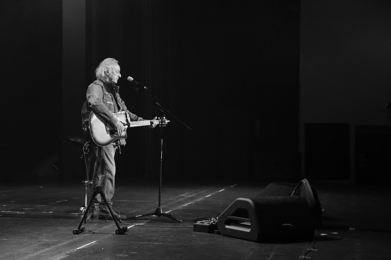 Didier Barbelivien at Casino Du Liban