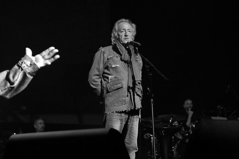 Didier Barbelivien at Casino Du Liban
