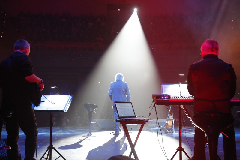 Didier Barbelivien at Casino Du Liban