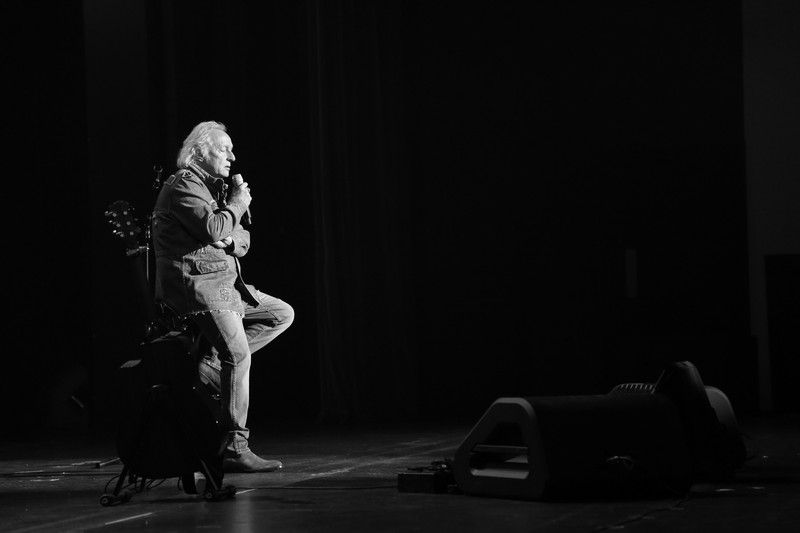 Didier Barbelivien at Casino Du Liban