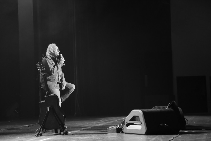Didier Barbelivien at Casino Du Liban
