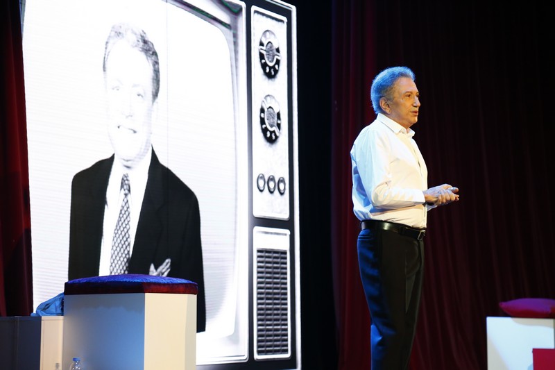 Michel Drucker au Casino Du Liban